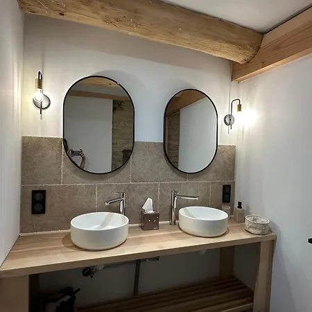 Domaine De Verteilhac Le Jardin De Clemence, 6 Personnes Piscine Chauffee * Banassac