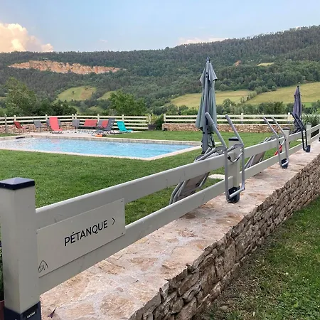 Domaine De Verteilhac Le Jardin De Clemence, 6 Personnes Piscine Chauffee * Banassac